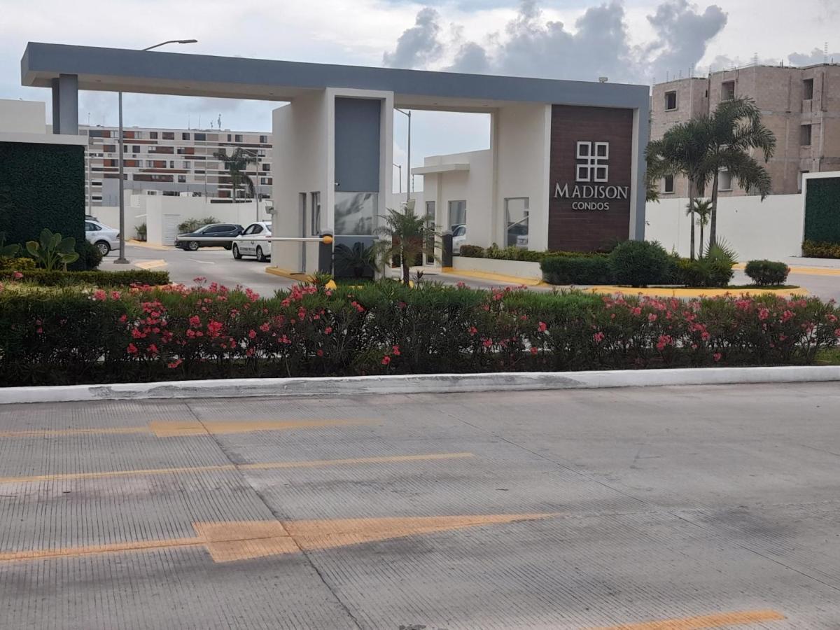 Gorgeous Apartment Hoestel Long Island! Cancun Exterior photo